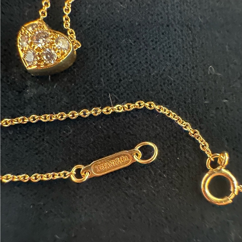 TIFFANY & CO. - 18K Gold Diamond Heart Pendent Necklace - Picture 4 of 10